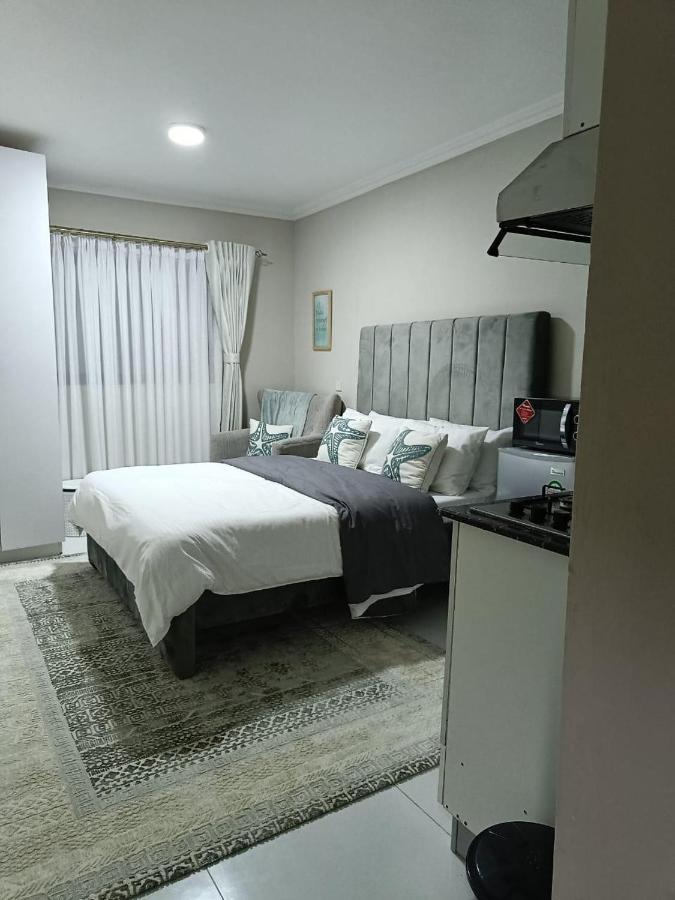 Metro Manor Near Jkia Hotel Syokimau Ngoại thất bức ảnh